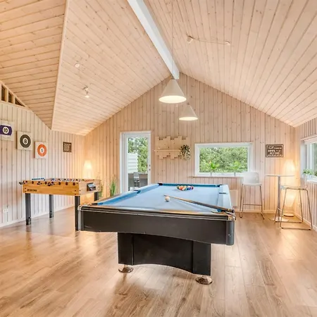 Imke - 1km From The Sea By Interhome *